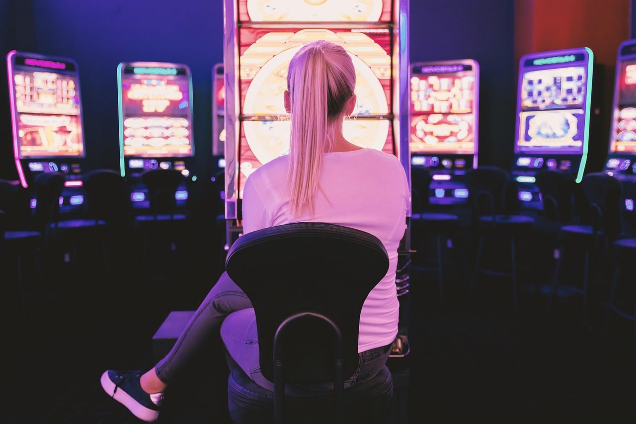 Weekly activity summary on mentari slot